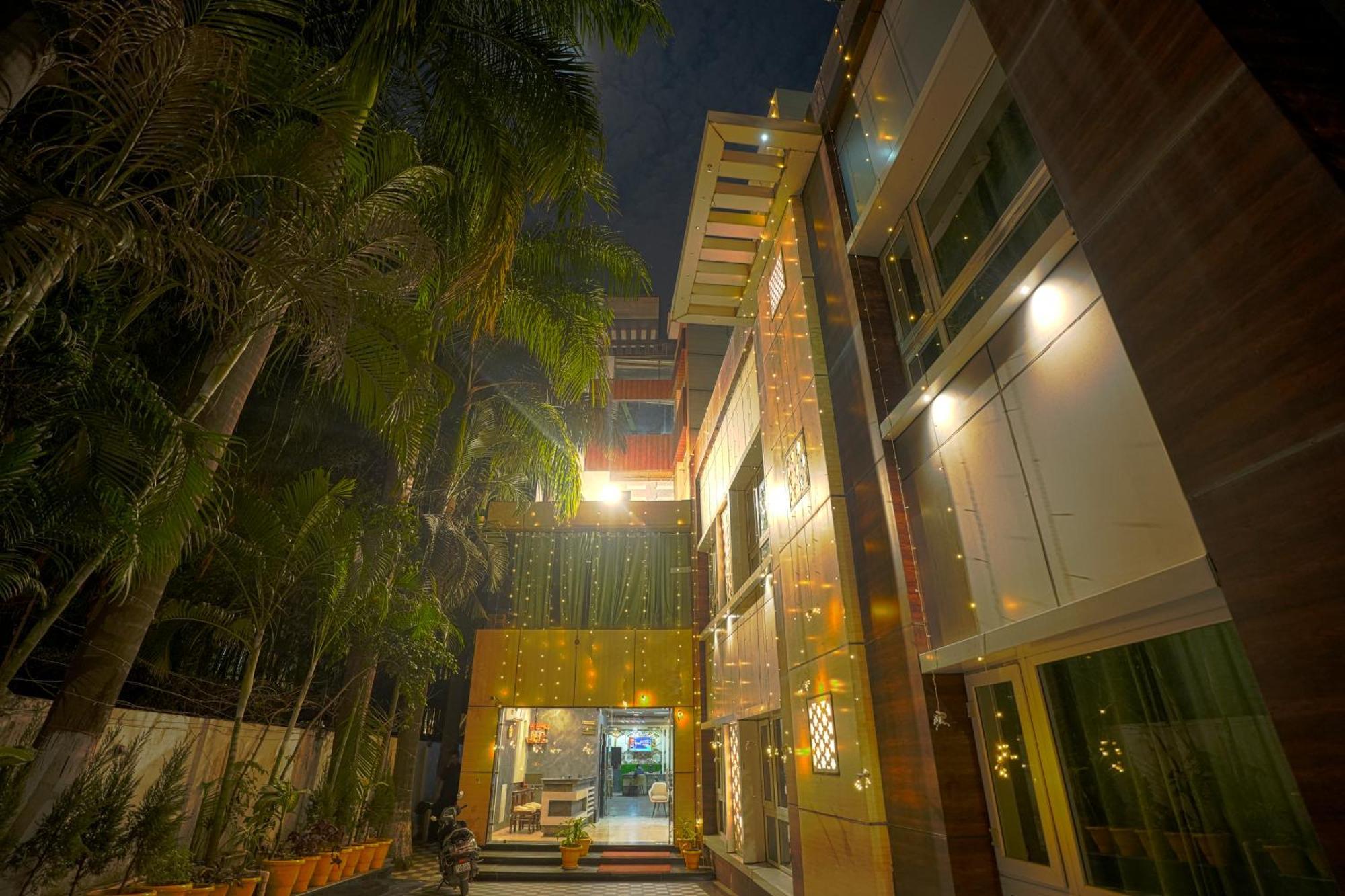 Hotel Q Saina S K Regency Rishīkesh Exterior foto